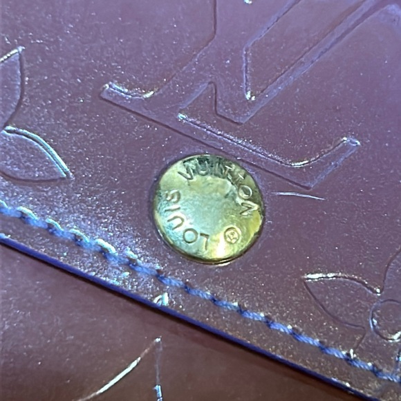 Authentic Louis Vuitton Ludlow Patent Leather Wallet
Card Case - Picture 2 of 16